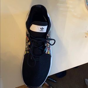 Adidas running shoe size 5 1/2